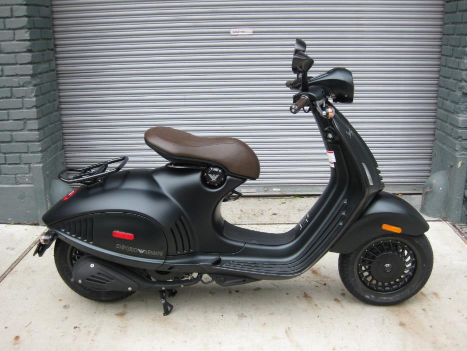 vespa emporio armani