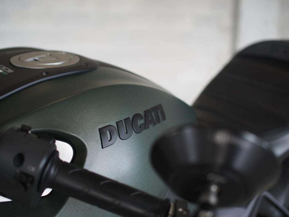 2013 Ducati MONSTER DIESEL
