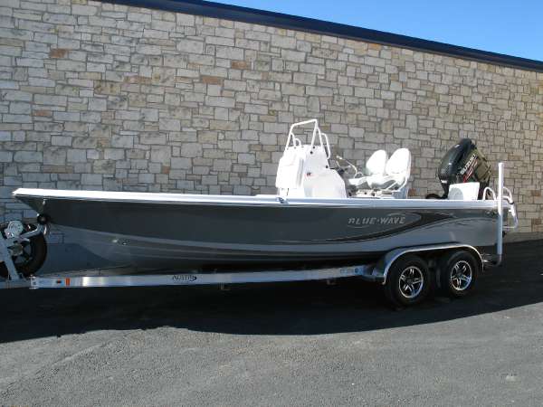 2016 Blue Wave 2200 Pure Bay