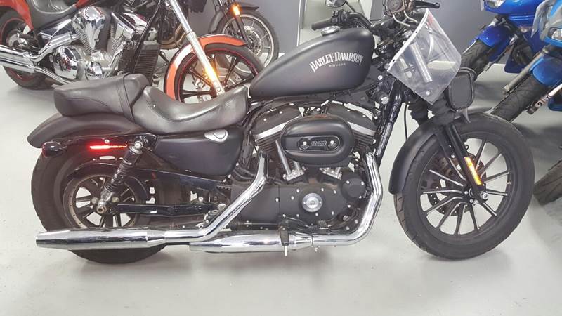 2015 Harley-Davidson 883