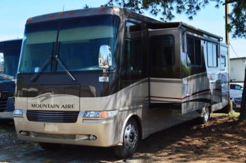 2004 Newmar MOUNTAIRE 3778