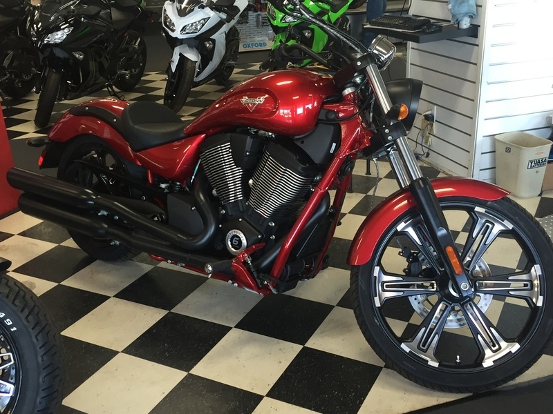 2016 Victory Motorcycles Vegas Sunset Red