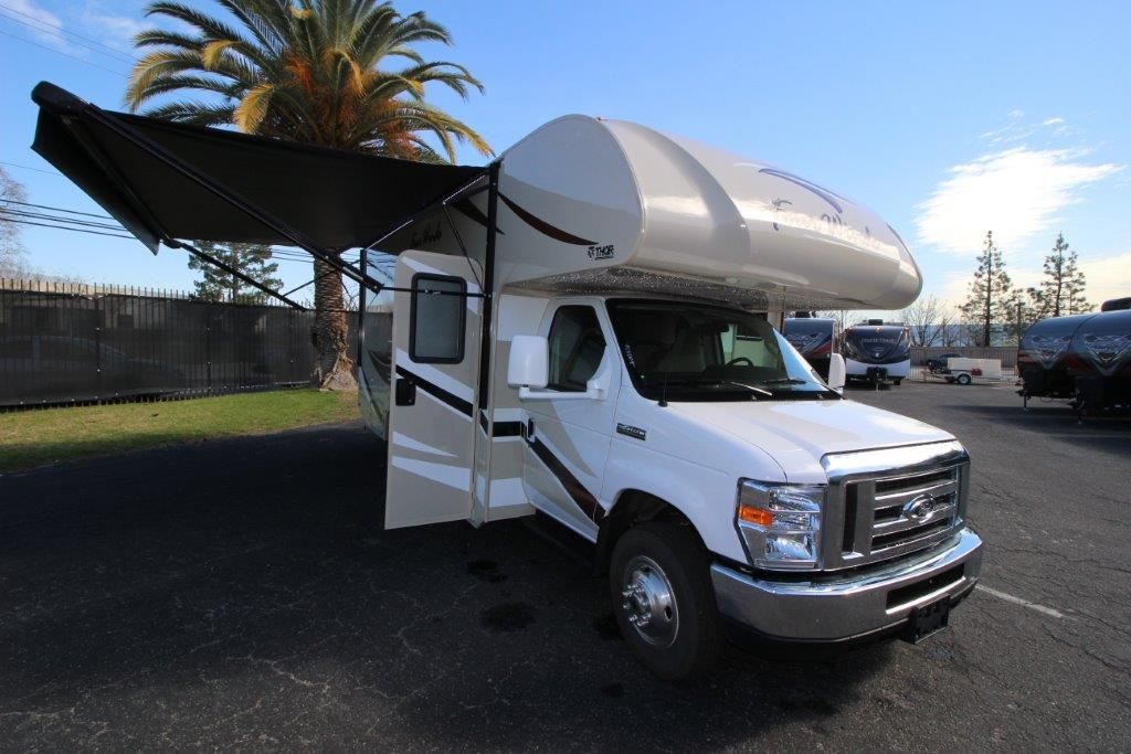 2017 Thor Four winds 24F