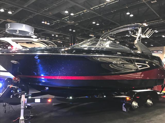 2017 Sea Ray SLX-W 230