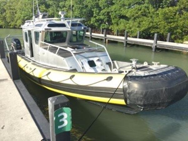 2007 SAFE 31 Patrol Boat