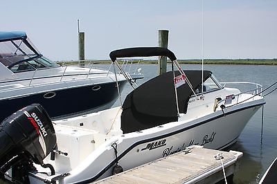 2006 Mako 253 Walkaround Fishing Boat - Excellent Conditions 180 Hrs Engine