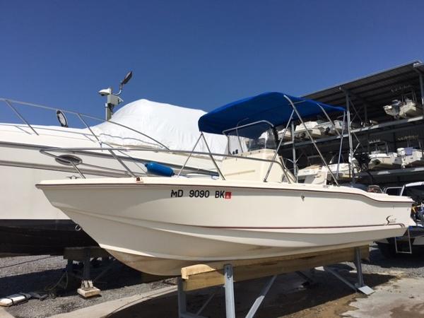 2000 Scout 202 Sport Fish