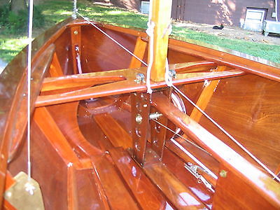 Rhodes Bantam #1381 Sailboat, 14.5 ft. Mahogany. Restored 2008