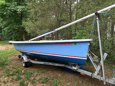 Sailboat Vanguard Nomad, new sails, 4 hp Merc low hrs, trailer, great condition