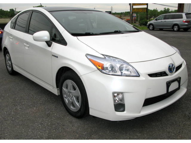 Toyota : Prius PACKAGE IV 1 owner heated leather sunroof solar cooling camera phone fully loaded like new