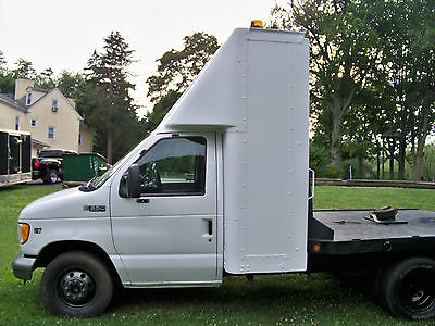 Ford : E-Series Van Tow Truck  2002 ford e 350 econoline base cutaway van 2 door 7.3 l