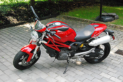 Ducati : Monster 2009 ducati monster 696 excellent condition and low miles