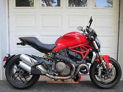 Ducati : Monster DUCATI MONSTER 1200 RED 2014 PRICED TO SELL! LOW MILEAGE! ADULT OWNED STOCK