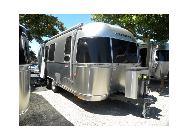 Airstream Int Signature 23fb rvs for sale
