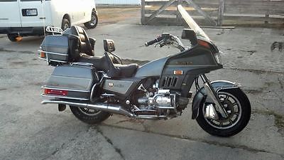 Buy 1984 honda goldwing gl1200 gold wing on 2040-motos