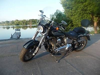 Harley-Davidson : Softail 2010 harley davidson fat boy with very low miles excellent condition