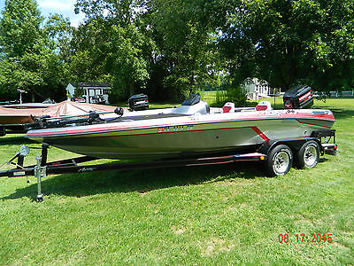 Astro 20 ft with Injected 200 hp Mercury