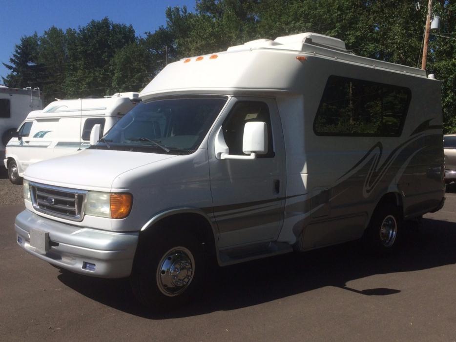 2004 Chinook CONCOURSE 2100
