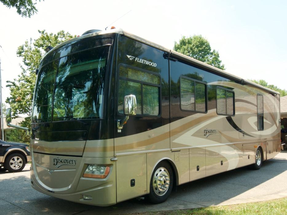 2007 Fleetwood Discovery 39V