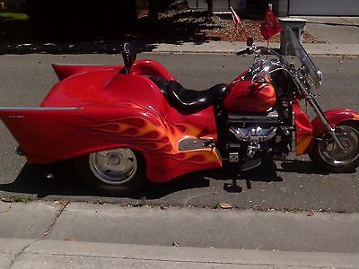 Boss Hoss : boss hoss trike v8 eng 2002 boss hoss trike with optional trailer