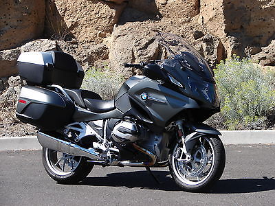 BMW : R-Series Beautiful LOADED BMW R1200RT Perfect Condition Premium Package  Factory Top Case