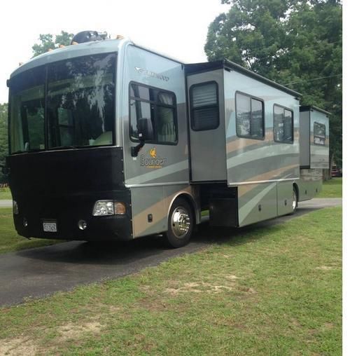 2006 Bounder by Fleetwood