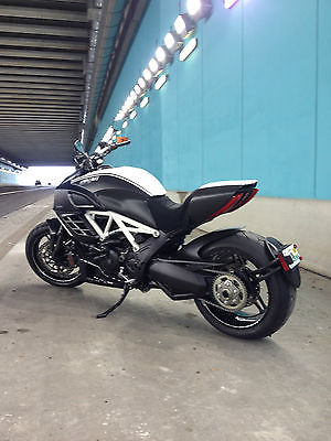 Ducati : Other 2013 ducati diavel carbon amg special edition abs