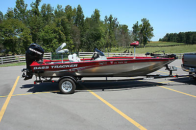 2012 Pro Team 175 TXW Bass Tracker Boat