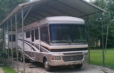 05 Fleetwood Bounder 36Z Workhorse Chassis Class A RV / Motorhome - 2 slideouts