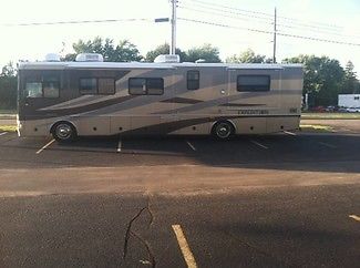 2004 Fleetwood Expedition 38N 38.6ft Diesel Class A RV Coach Motorhome, 3 Slides