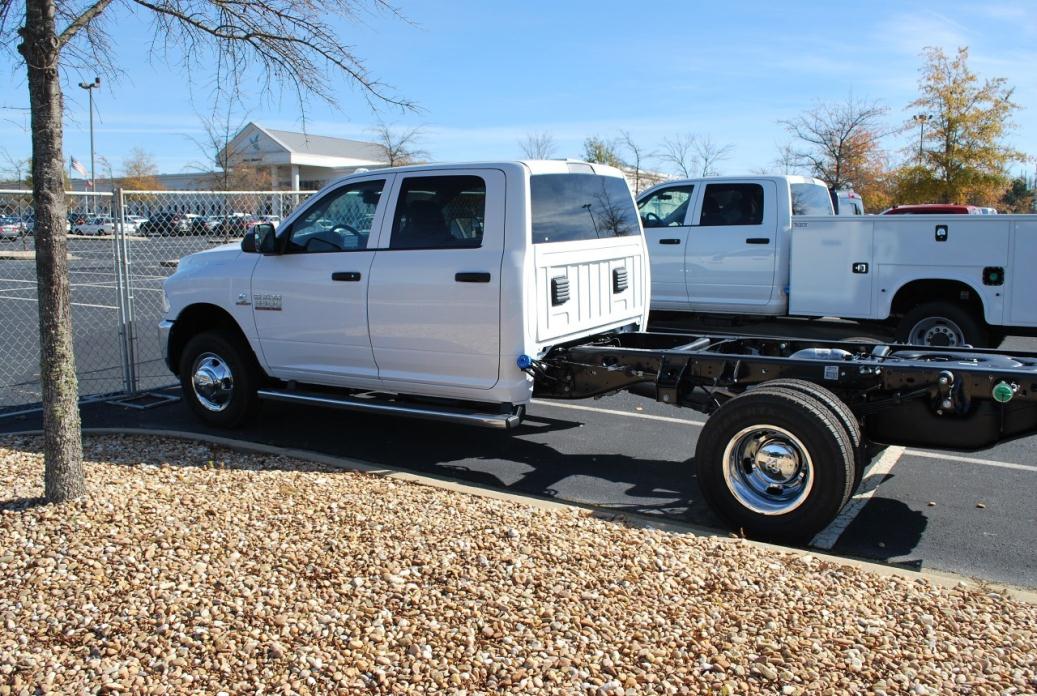 2016 Ram 3500hd Chassis Cab  Cab Chassis