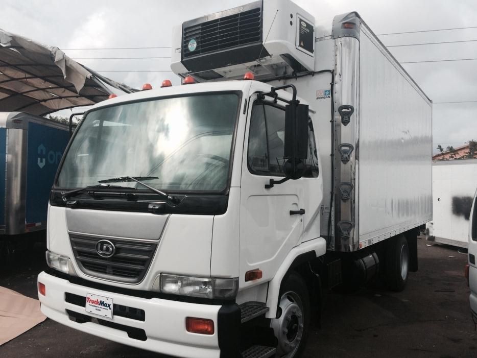 2005 Nissan Ud 2600  Refrigerated Truck