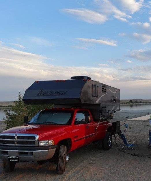 2012 Livin' Lite Quicksilver Truck Camper