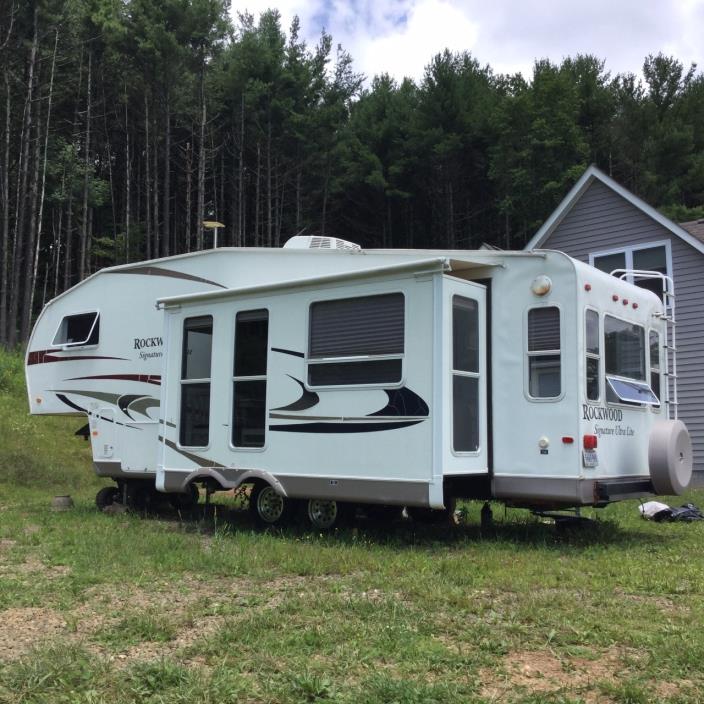 Forest River Rockwood Signature Ultra Lite 8283ss RVs for sale