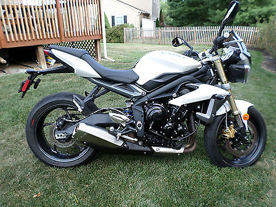 Triumph : Street Triple 2013 triumph street triple with abs excellent condition