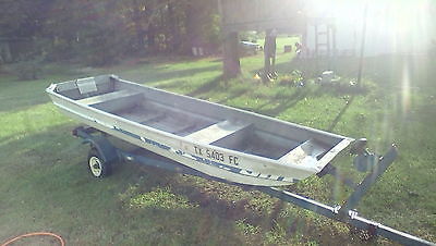 12' aluminum boat w/trailer, 2 motors, trolling motor and gas tank