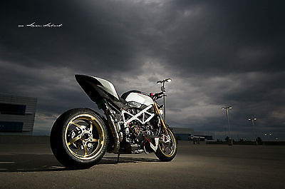 Ducati : Superbike 2011 ducati streetfighter s