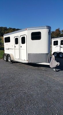 2014 Adams Ju-lite 710A-DR Straight load 2 Horse Bumper pull with dressing room