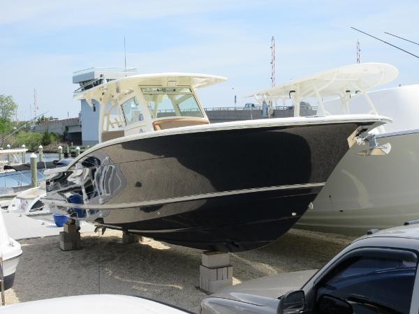 2013 Scout Boat Company 350LXF