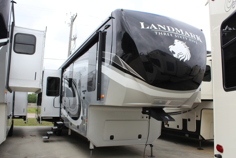 Heartland Landmark 365 Lm Charleston RVs for sale