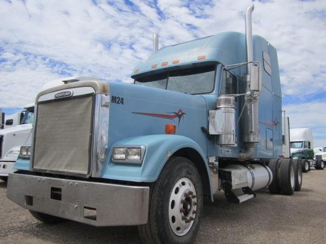 2001 Freightliner Fld132 Classic Xl  Conventional - Sleeper Truck