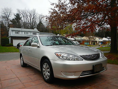 Toyota : Camry 2005 toyota camry low kilometers excellent condition hwy driven in ottawa