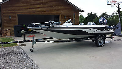 2008 640 LX Nitro Boat