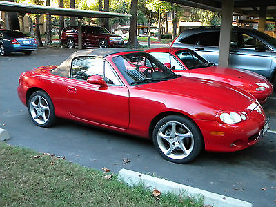 Mazda : MX-5 Miata MX-5 2003 red convertible great for road trips or running around town