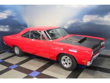 Plymouth : Road Runner 2 Dr **MEAN**1969 Plymouth Road Runner~NEW 472 HEMI Crate Engine~525HP~ROTISSERIE