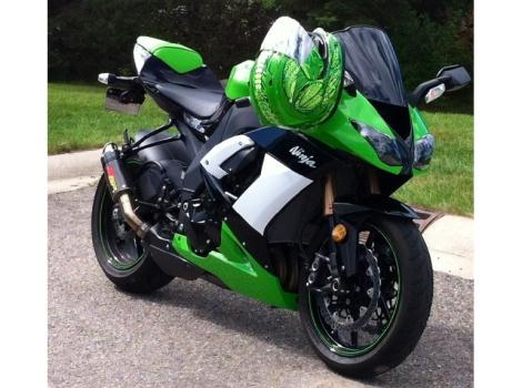 I fare deres partner 2009 Ninja Zx10 Motorcycles for sale
