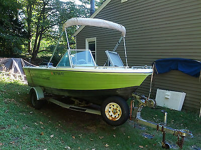 1972, 17 Foot Manatee Runabout / 1977 85HP Evinrude Motor w/Roller Trailer + GPS