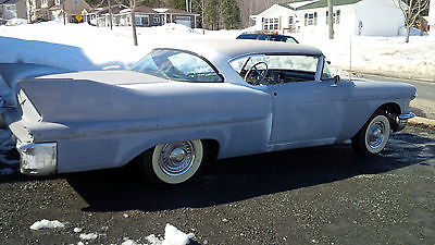 Cadillac : Other 2 door  1958 cadillac