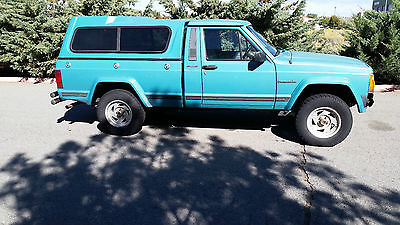 Jeep : Comanche short bed Pickup RARE 1989 Jeep Comanche Pioneer Short Bed 4X4 Pickup 5 speed camper shell look