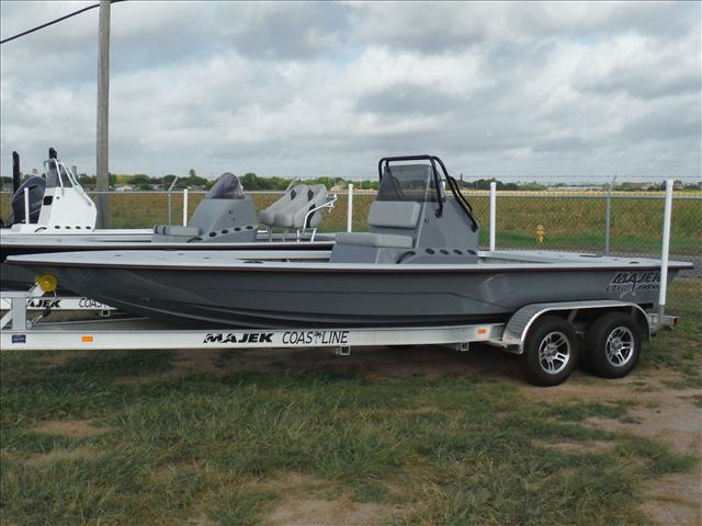 2015 MAJEK Boats 2200 Xtreme